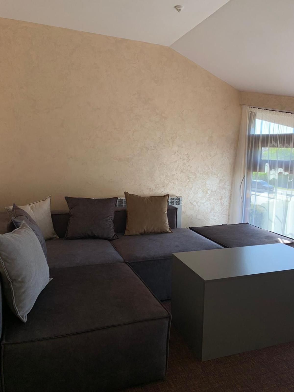 Arta City Hotel Yavoriv  Ngoại thất bức ảnh